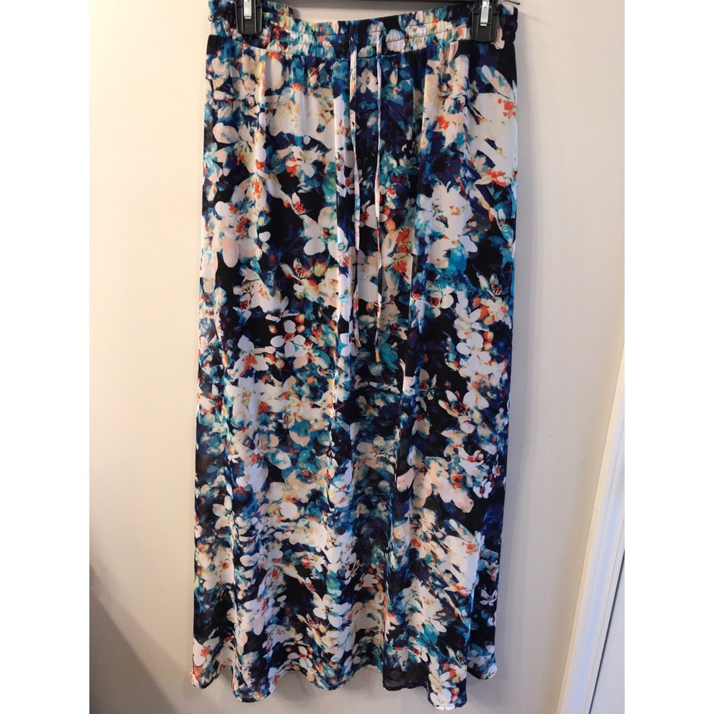 Floral sheer skirt with mini skirt